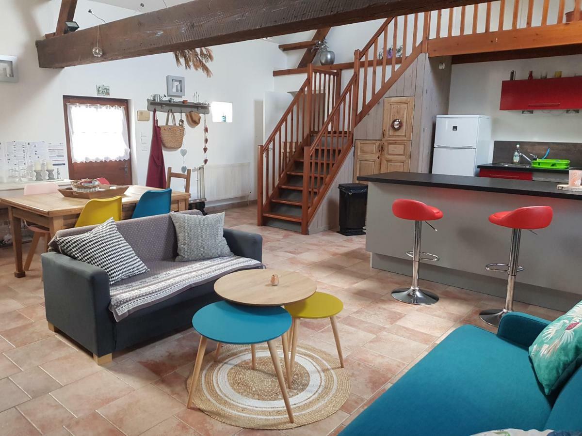 Le Gite "Des Voyageurs" Wormhout Exterior photo